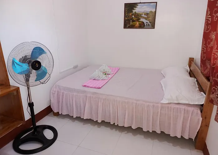 Kennie\'S Homestay